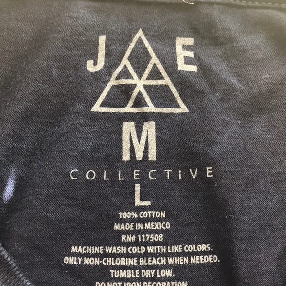 Navy Blue Cropped Cactus Tee - Picture 4 of 4